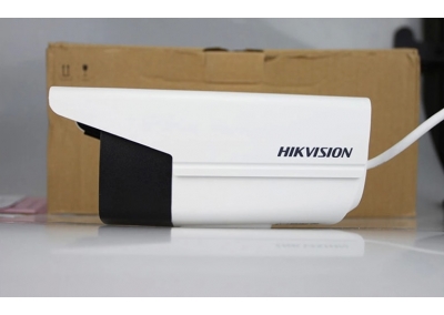 CAMERA IP HIKVISION DS-2CD1201-I3